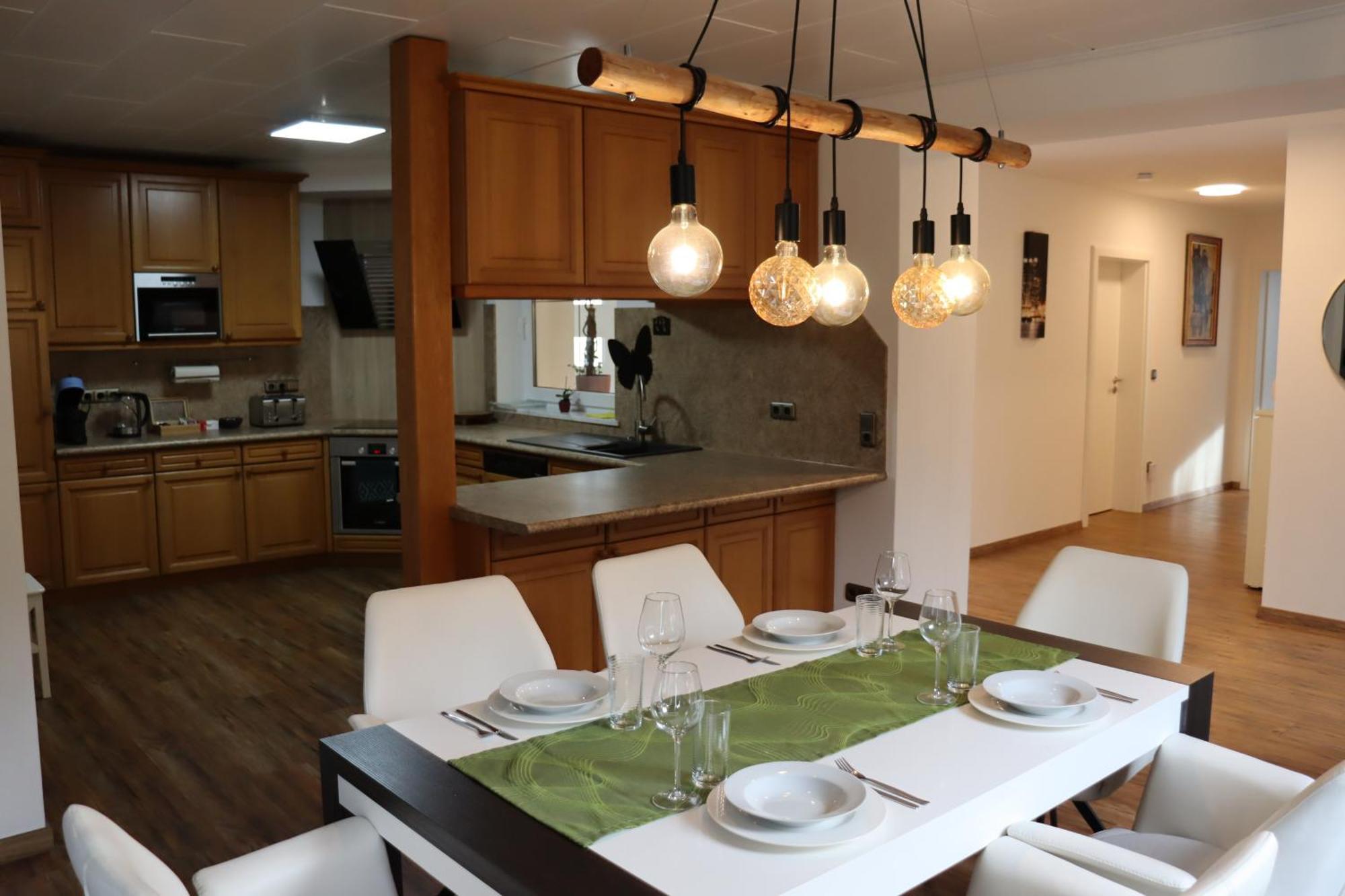 Berglern Luxury Apartment Near Munich Airport - Therme Ed - Parking מראה חיצוני תמונה